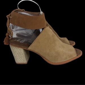 TOMS Women's Sz 7.5 NEW Chunky Block Slide Heels Suede look Peep toe Espadrille